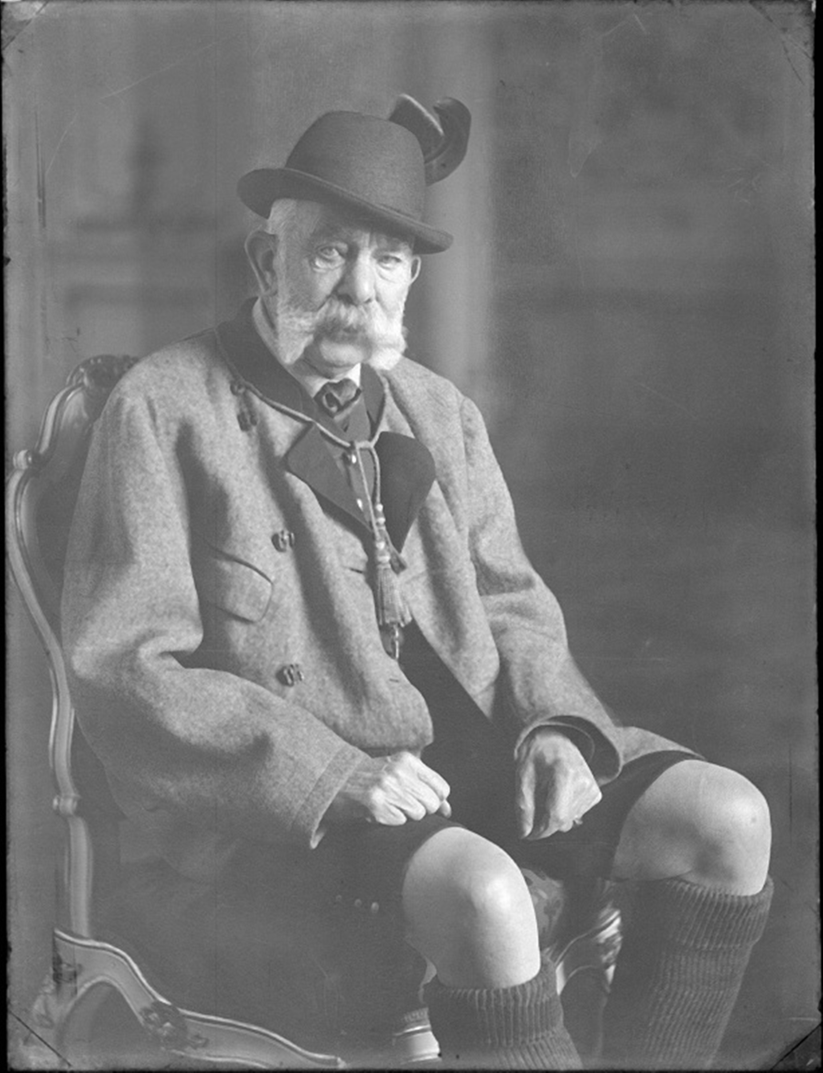 Le blog de LucHenri Roger Kaiser Franz Joseph macht Loden zur Mode — Quand l'empereur François